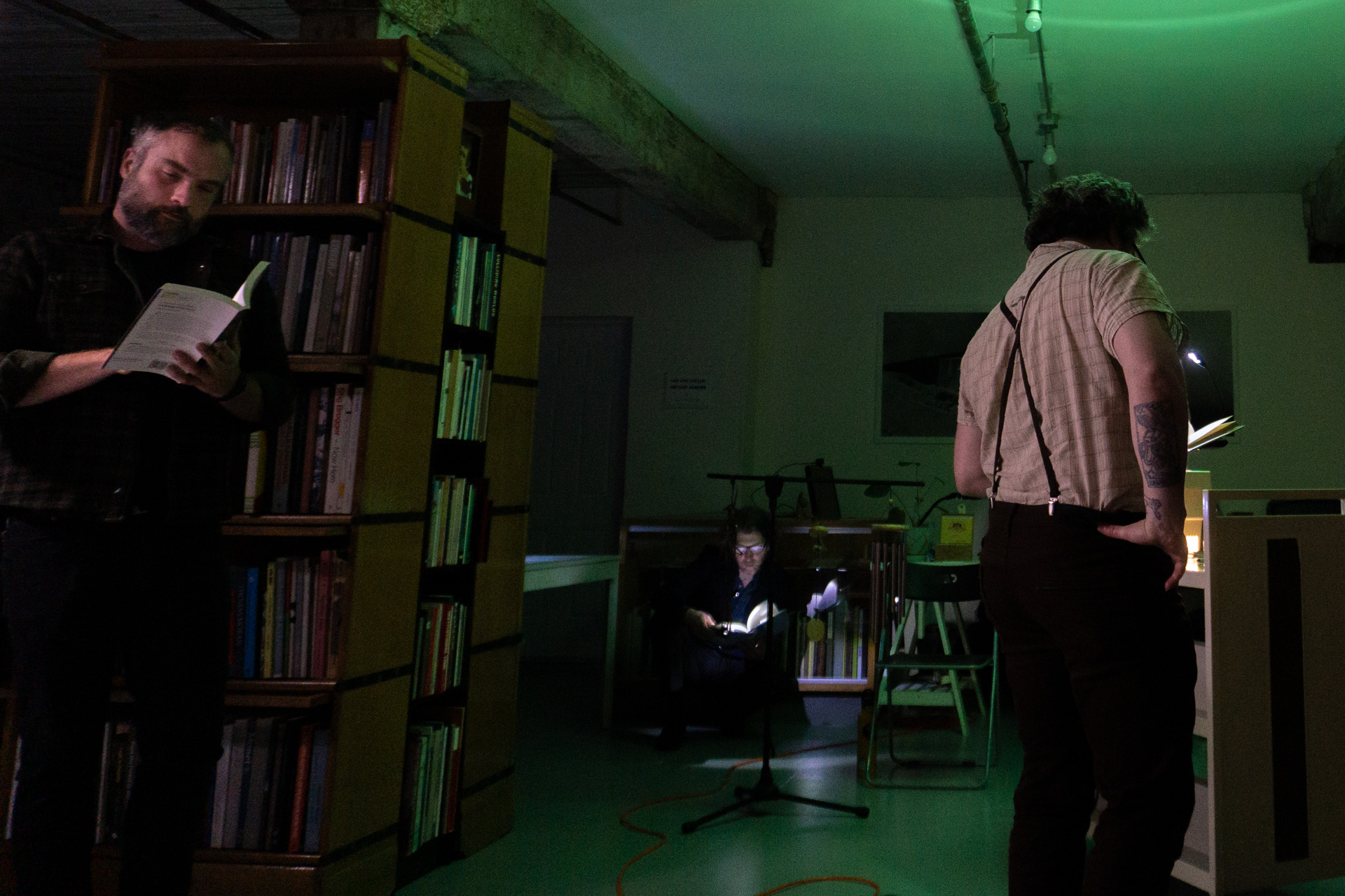 How to Read A Book by Robert Blatt